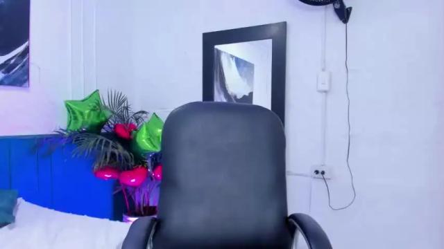 Image 3 of gahia_evanss Stream on Chaturbate on 16 months ago