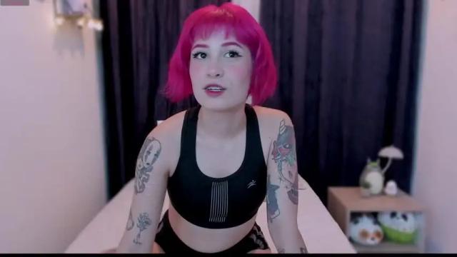 Image 2 of gaiadeniskas Stream on Chaturbate on 13 months ago