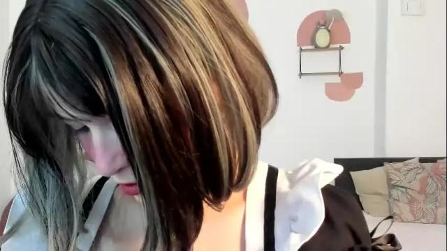 Image 3 of gaiadeniskas Stream on Chaturbate on 2 months ago