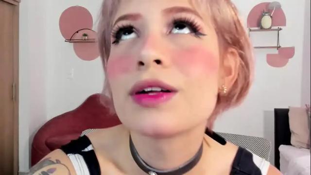 Image 3 of gaiadeniskas Stream on Chaturbate on 9 days ago