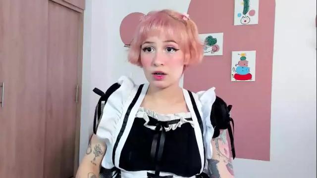 Image 2 of gaiadeniskas Stream on Chaturbate on 1 month ago