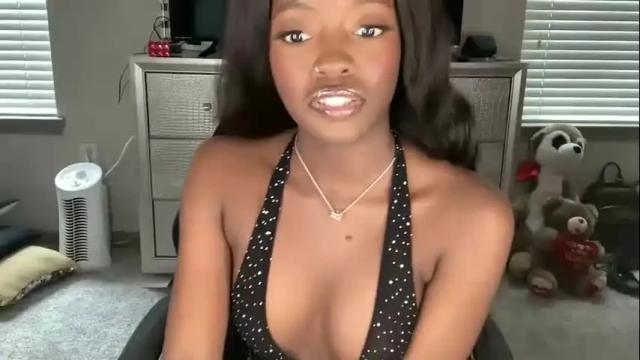 Image 2 of gaiamelanin Stream on Chaturbate on 20 months ago