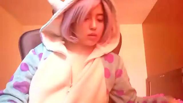 Image 7 of gakomenoshida20 Stream on Chaturbate on 18 months ago