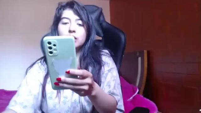 Image 6 of gakomenoshida20 Stream on Chaturbate on 17 months ago