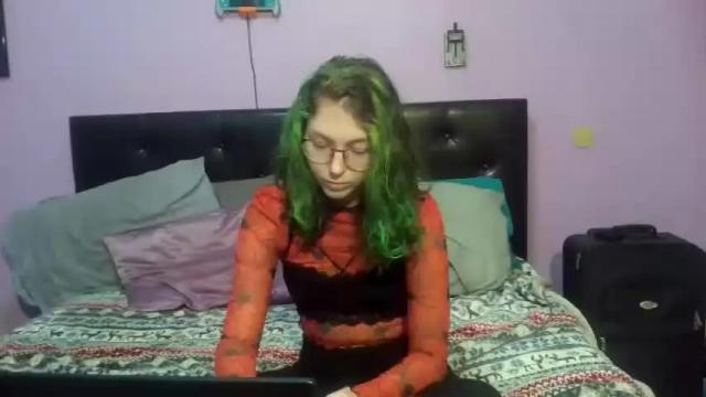 Image 2 of galebkittty Stream on Chaturbate on 17 months ago
