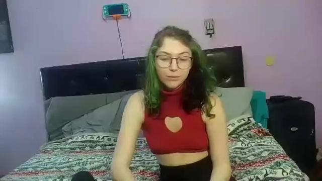Image 6 of galebkittty Stream on Chaturbate on 17 months ago