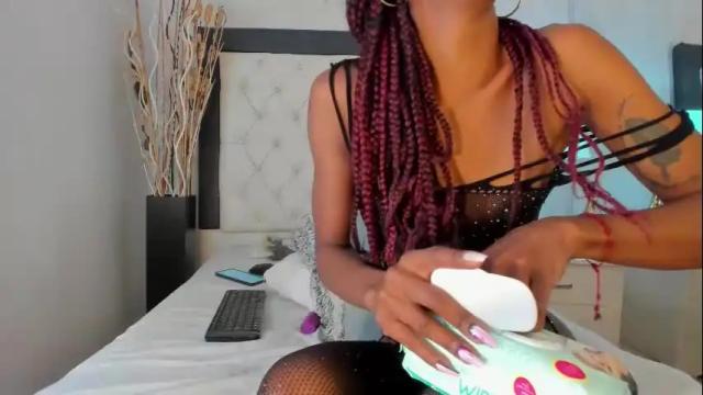 Image 8 of galehodgee Stream on Chaturbate on 5 days ago