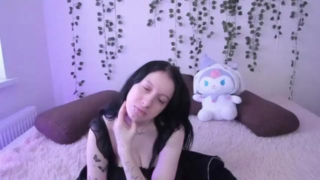 Image 7 of gamachu_ulfinaa Stream on Chaturbate on 13 months ago