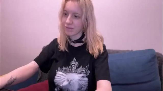Image 2 of gamachu_ulfinaa Stream on Chaturbate on 2 months ago