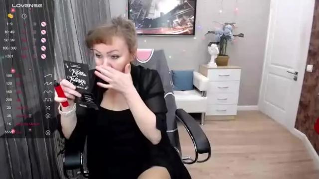 Image 3 of gangelin_ Stream on Chaturbate on 16 months ago