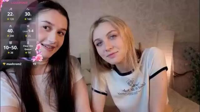 Image 3 of garden_flower Stream on Chaturbate on 25 days ago