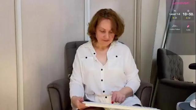 Image 12 of gardner_ava Stream on Chaturbate on 4 days ago