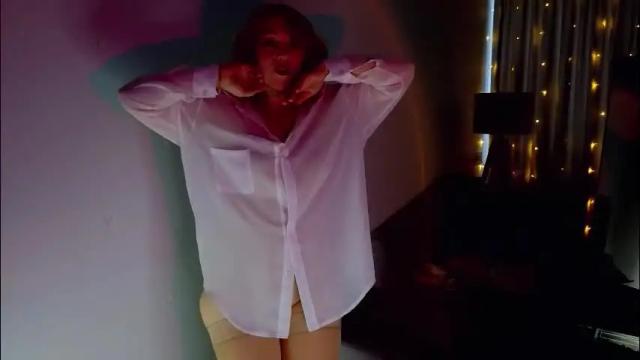 Image 7 of gardner_ava Stream on Chaturbate on 22 days ago