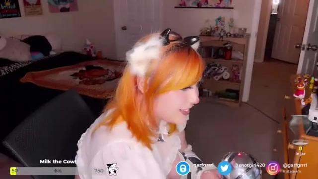 Image 12 of garfgirl Stream on Chaturbate on 19 months ago