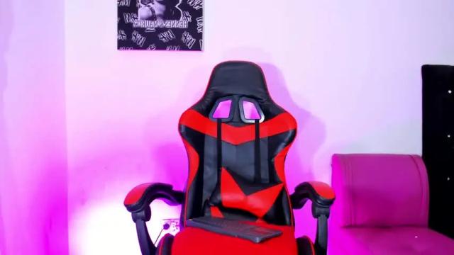 Thumbnail 2, garu_castriillon's Stream at Chaturbate, 16 months ago