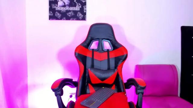 Thumbnail 1, garu_castriillon's Stream at Chaturbate, 15 months ago