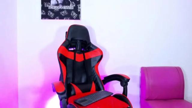 Thumbnail 1, garu_castriillon's Stream at Chaturbate, 14 months ago