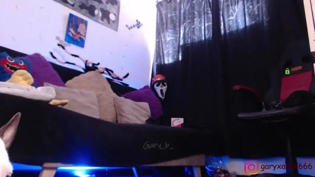 Image 7 of gary_b_ Stream on Chaturbate on 19 months ago