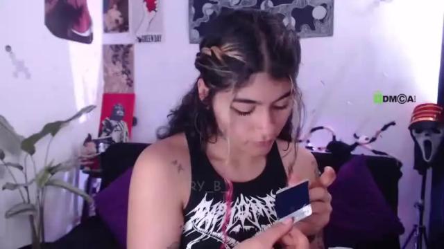 Image 3 of gary_b_ Stream on Chaturbate on 19 months ago