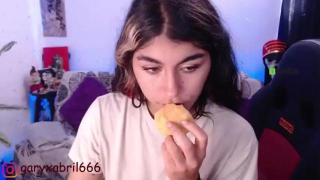 Image 8 of gary_b_ Stream on Chaturbate on 19 months ago