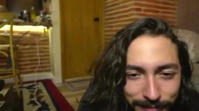 Image 2 of gasspar_d_castillo Stream on Chaturbate on 14 months ago