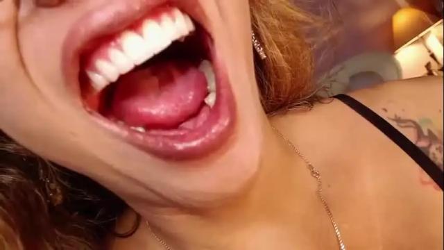 Image 4 of gaticahotts Stream on Chaturbate on 13 months ago