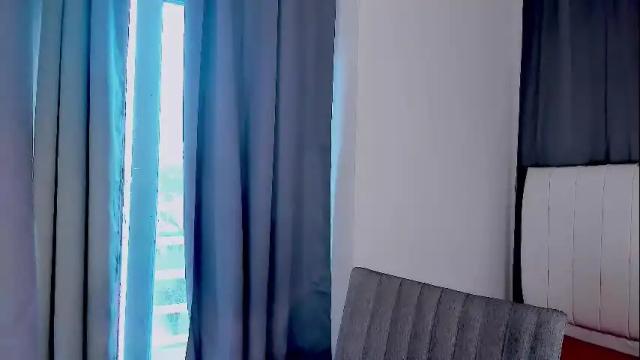 Image 3 of gatitavenecis1 Stream on Chaturbate on 17 days ago