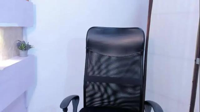 Image 12 of gayletate Stream on Chaturbate on 26 days ago