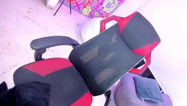 Image 8 of geanna_rose Stream on Chaturbate on 1 month ago