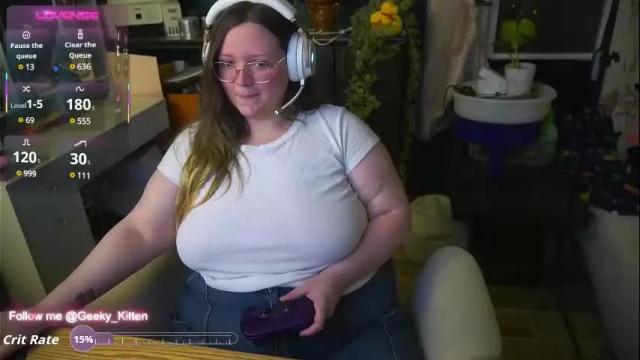Image 10 of geeky_kitten Stream on Chaturbate on 2 months ago