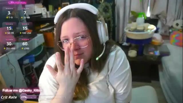 Image 10 of geeky_kitten Stream on Chaturbate on 2 months ago