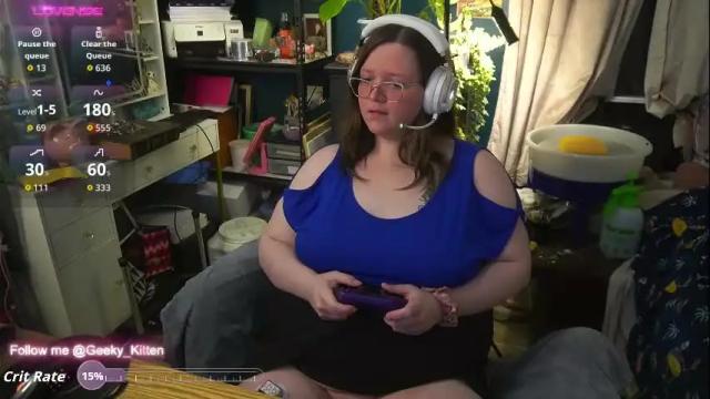 Image 11 of geeky_kitten Stream on Chaturbate on 1 month ago