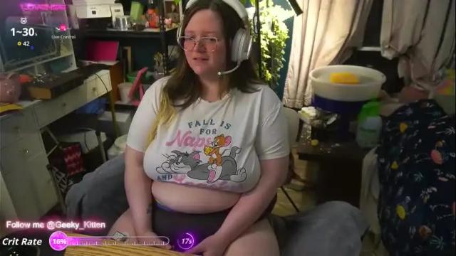 Image 11 of geeky_kitten Stream on Chaturbate on 1 month ago