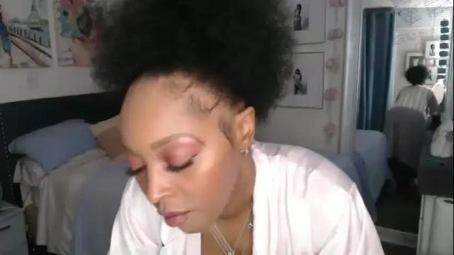 Image 10 of geishapaige Stream on Chaturbate on 1 month ago