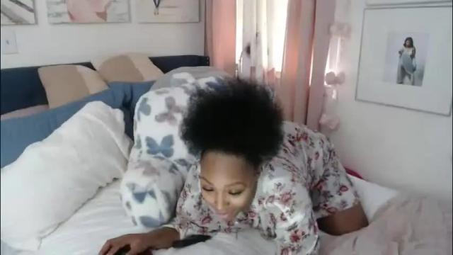 Image 10 of geishapaige Stream on Chaturbate on 1 day ago