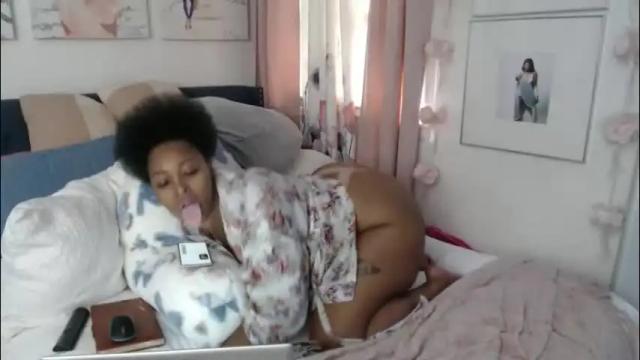 Image 7 of geishapaige Stream on Chaturbate on 1 day ago