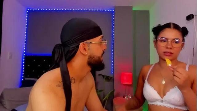 Image 10 of gemaandmyke1 Stream on Chaturbate on 3 months ago