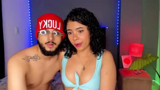 Image 7 of gemaandmyke1 Stream on Chaturbate on 3 months ago