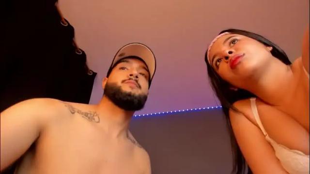 Image 12 of gemaandmyke1 Stream on Chaturbate on 3 months ago