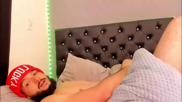 Image 11 of gemaandmyke1 Stream on Chaturbate on 2 months ago