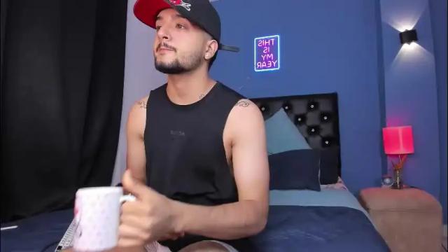 Thumbnail 1, gemaandmyke1's Stream at Chaturbate, 1 month ago