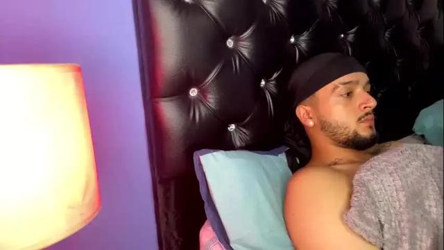 Image 7 of gemaandmyke1 Stream on Chaturbate on 1 month ago