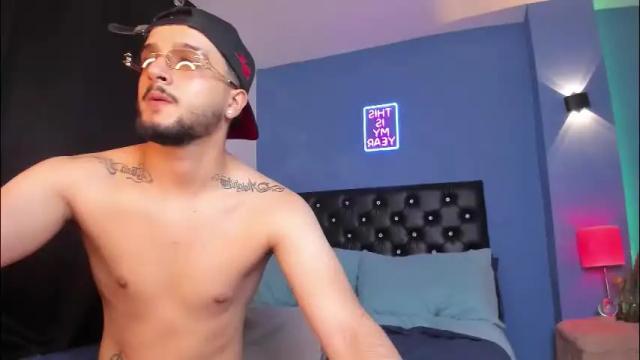 Image 6 of gemaandmyke1 Stream on Chaturbate on 1 month ago