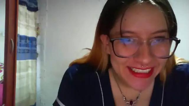 Image 4 of gemared Stream on Chaturbate on 21 months ago