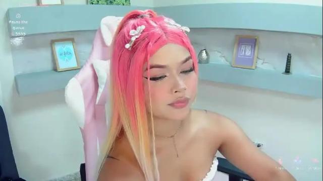Image 2 of gemarush Stream on Chaturbate on 2 months ago