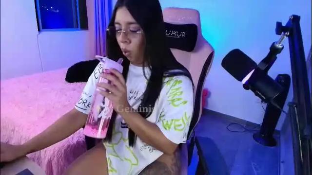 Image 8 of geminis11 Stream on Chaturbate on 1 month ago