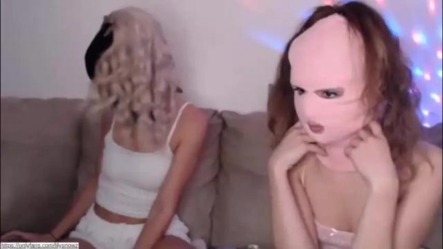 Image 2 of gemiwaterz Stream on Chaturbate on 2 months ago