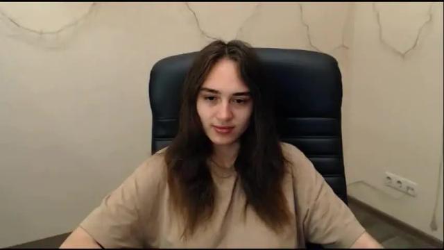 Image 2 of gemma_arterton Stream on Chaturbate on 1 month ago