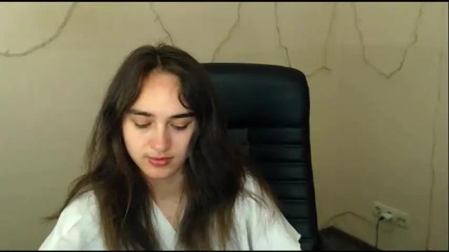 Image 2 of gemma_arterton Stream on Chaturbate on 18 days ago