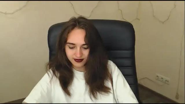 Image 4 of gemma_arterton Stream on Chaturbate on 11 days ago